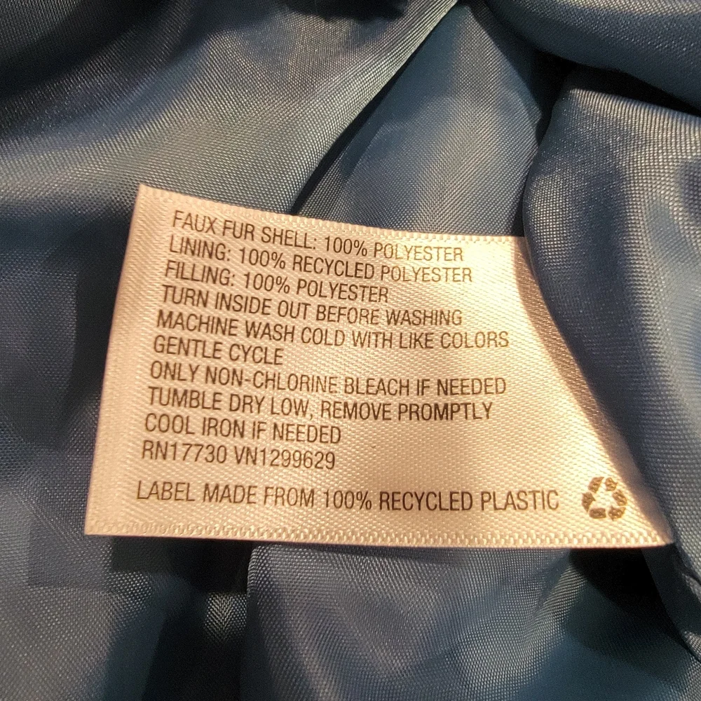 Wild Fable Faux Fur Corduroy Puffer Jacket Soft Feather Fluff Crop Turquois NWT!